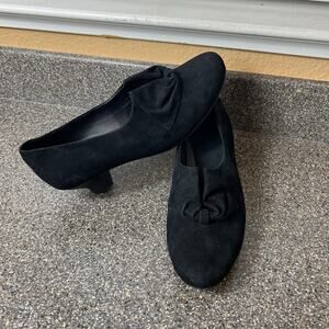 Hotter Womens UK 7.5 US 9.5 Black Suede Block Heel Slip On Closed Toe Dress Pump